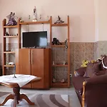 Nora Guest house