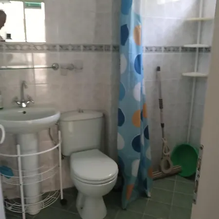 Nora Guest house