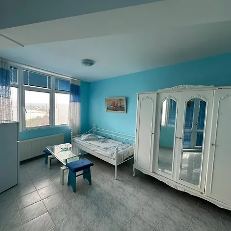 Nora Guest house 3*