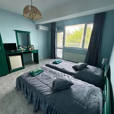 Nora Guest house